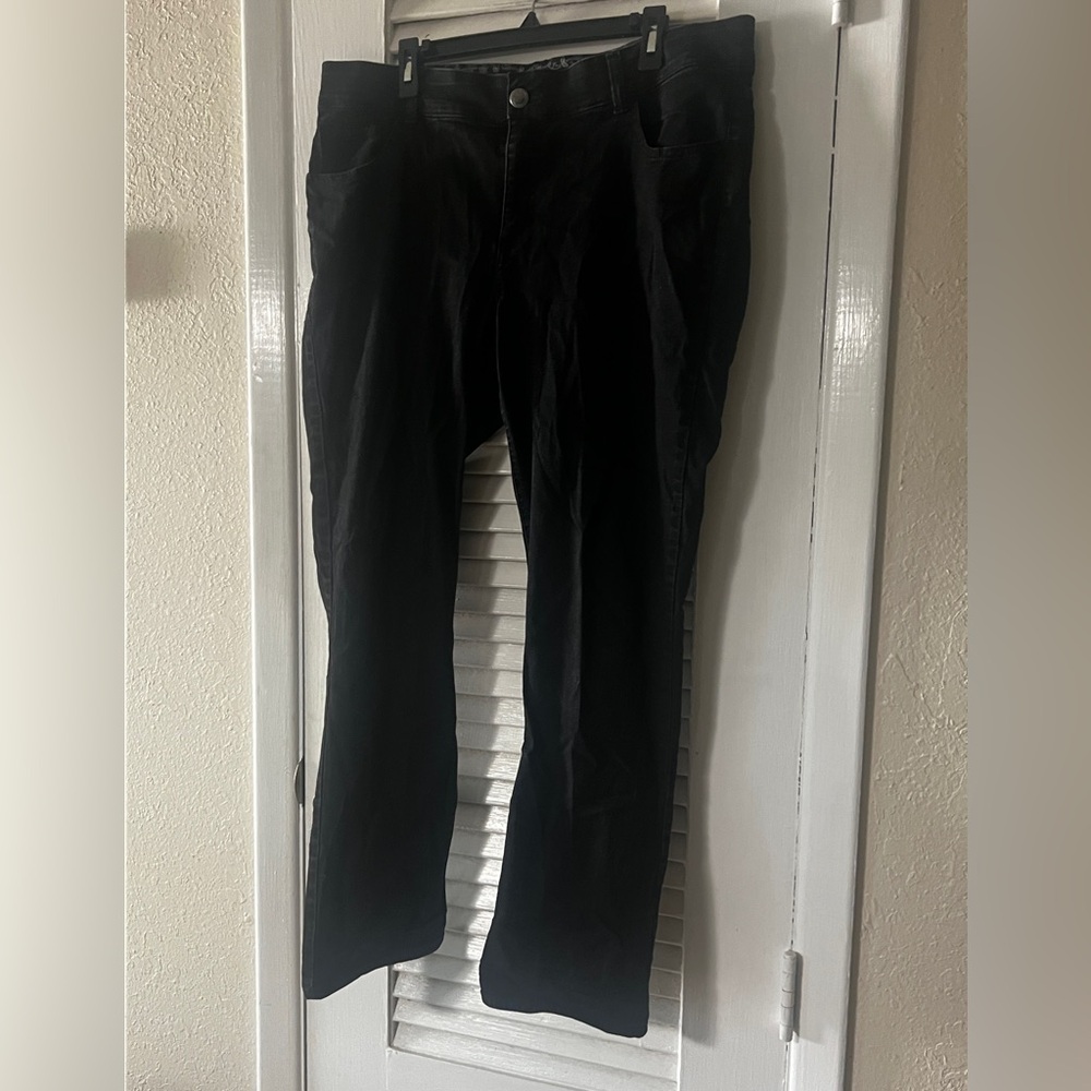 Riders by Lee Midrise Bootcut Black Jeans - Picture 6 of 9